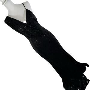 NWT! FASHION NOVA! GLAM BLACK STRETCH MAXI DRAPED FRONT SEQUINNED GOWN! SZ L